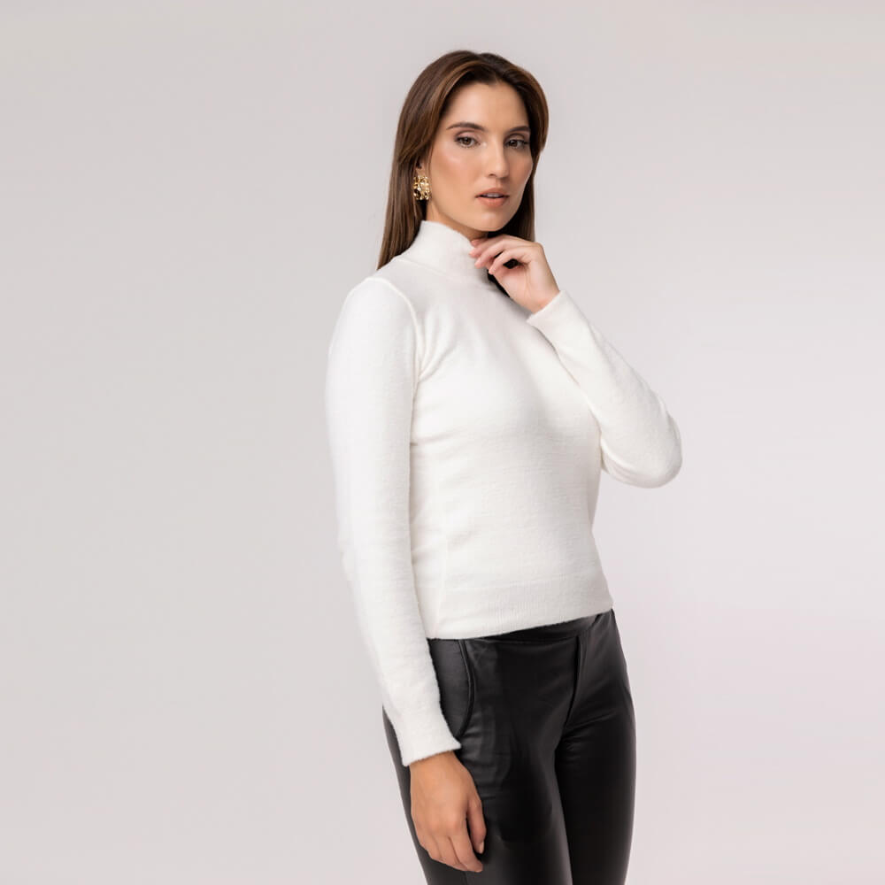 Suéter Feminino em Tricô Pluma Gola Alta - 25114 Off White