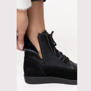 Botas Forradas com Lã Natural de Carneiro Detalhe Camurça - 363cGI Preto
