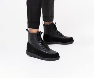 Botas Forradas com Lã Natural de Carneiro Detalhe Camurça - 363cGI Preto