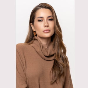 Blusa Ampla Feminina em Tricô Pluma Gola Boba - 26125 Bege Camel