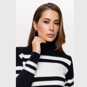 Blusa Feminina em Tricô Aveludado em Listras - 26136 Branco/Preto