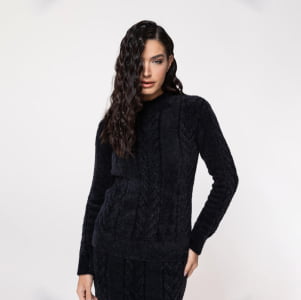 Blusa Feminina em Tricô Fio Nuvem - 25180 Preto