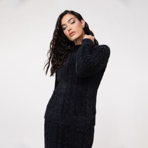 Blusa Feminina em Tricô Fio Nuvem - 25180 Preto