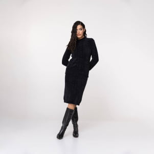 Blusa Feminina em Tricô Fio Nuvem - 25180 Preto