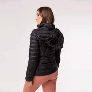 Jaqueta Feminina Puffer Spesso Z de Pluma Com Capuz Removível - 135 Preta 