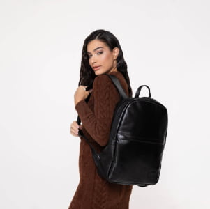 Mochila Unissex de Couro - 1301 Preto