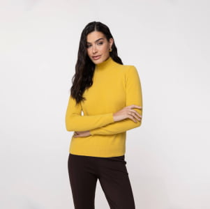 Suéter Feminino em Tricô Pluma Gola Alta - 25114 Mostarda