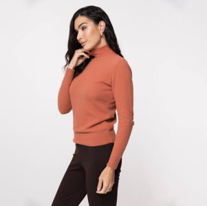 Suéter Feminino em Tricô Pluma Gola Alta - 25114 Terracota