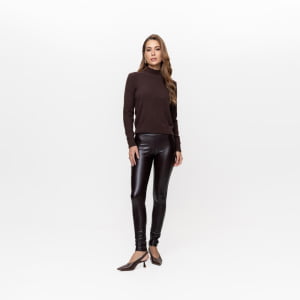 Suéter Feminino em Tricô Pluma Gola Alta - 26141 Marrom Expresso