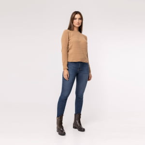 Suéter Feminino em Tricô Pluma Gola Redonda - 24162 Bege Camel