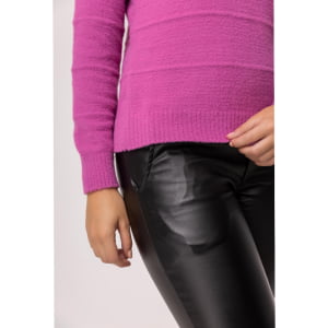 Suéter Feminino em Tricô Pluma Gola Redonda - 24162 Carmim